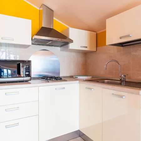 Apartment Albicocca By Interhome