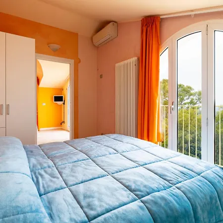 Albicocca By Interhome Sanremo